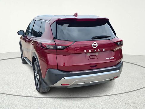 Used 2021 Nissan Rogue Platinum FWD image 5
