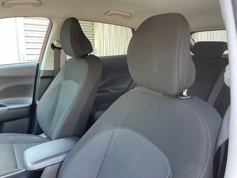 Used 2025 Hyundai Kona SEL FWD image 23