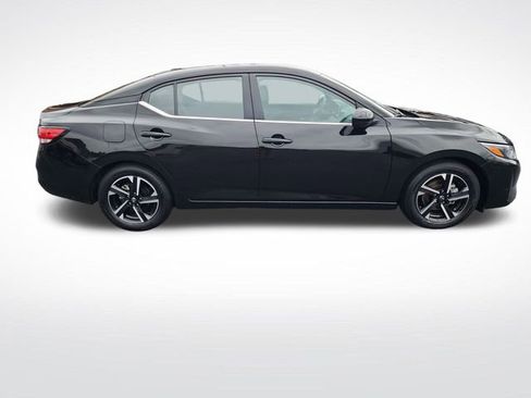 Used 2024 Nissan Sentra SV image 6