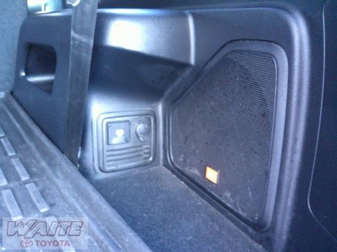 Used 2022 Toyota 4Runner Limited image 25