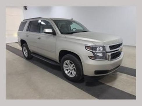 Used 2017 Chevrolet Tahoe LT RWD image 1