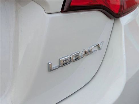 Used 2018 Subaru Legacy 2.5i Limited image 8