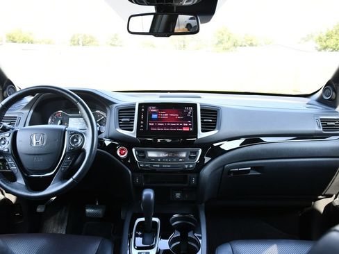 Used 2017 Honda Ridgeline Black Edition image 21
