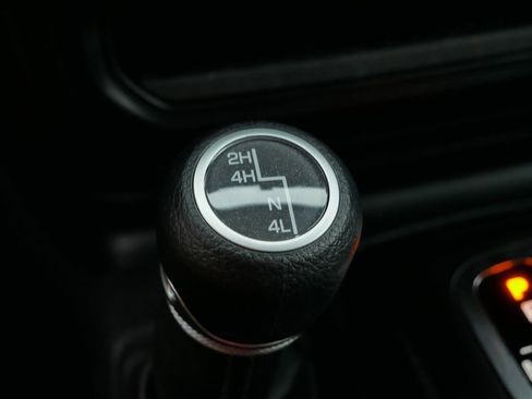 Certified 2020 Jeep Gladiator Sport w/ Quick Order Package 24S image 32