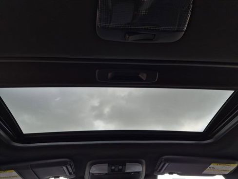 Used 2024 Subaru Crosstrek 2.5i Wilderness w/ Crosstrek Mirror Package AWD/4WD image 31