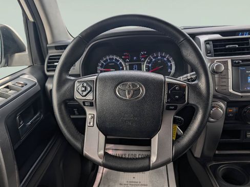 Used 2018 Toyota 4Runner SR5 Premium AWD/4WD image 11