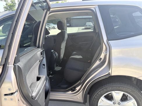 Used 2016 Subaru Forester 2.5i w/ Alloy Wheel Package AWD/4WD image 12