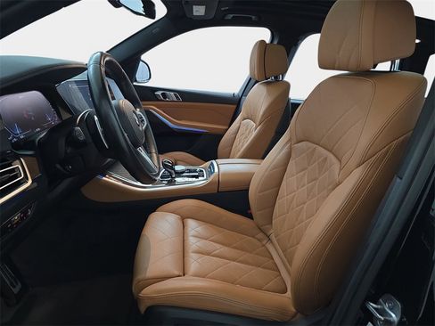 Used 2023 BMW X5 xDrive45e w/ M Sport Package image 18