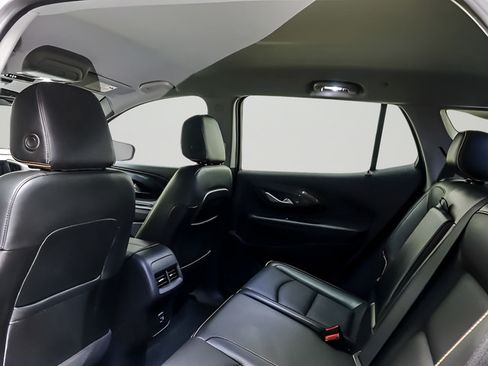 Used 2022 GMC Terrain AT4 AWD/4WD image 11