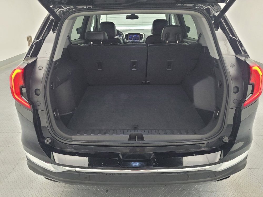 Used 2019 GMC Terrain SLT w/ Preferred Package AWD/4WD image 29