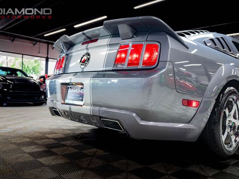 Used 2006 Ford Mustang GT RWD image 56