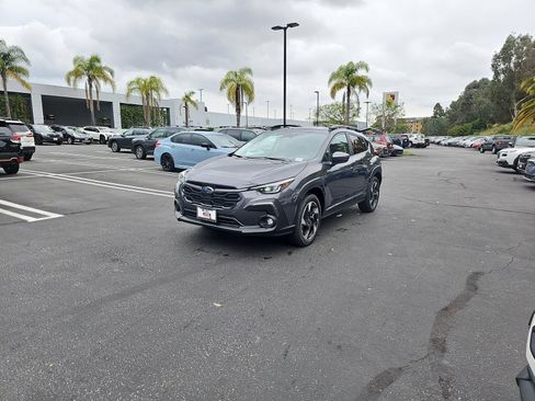 Used 2025 Subaru Crosstrek 2.5i Limited w/ Crosstrek Mirror Package image 3