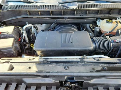 Used 2021 Chevrolet Silverado 1500 LT image 16