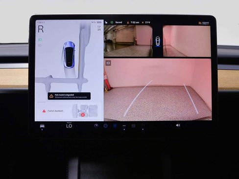 Used 2024 Tesla Model Y Long Range image 13