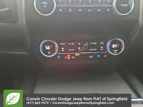 Used 2021 Ford Expedition XLT image 27