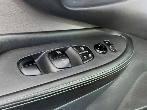 Used 2021 Nissan Murano S image 17