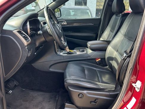 Used 2016 Jeep Grand Cherokee Limited AWD/4WD image 5