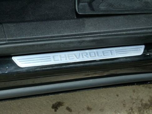 Used 2025 Chevrolet Traverse RS w/ LPO, Floor Liner Package AWD/4WD image 14