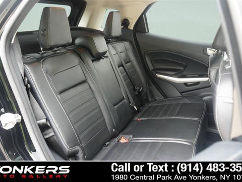 Used 2021 Ford EcoSport Titanium image 47