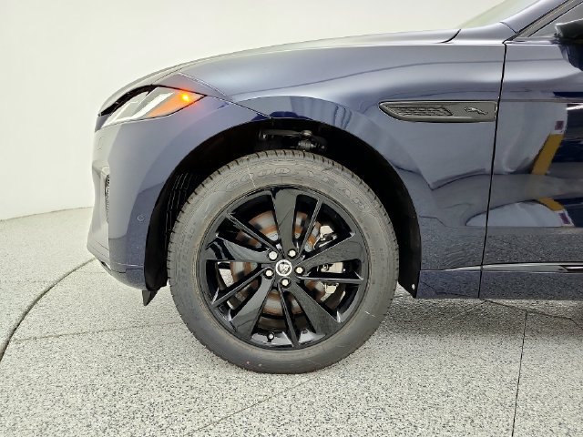 New 2026 Jaguar F-PACE R-Dynamic S AWD/4WD image 29