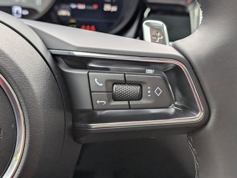 New 2026 Porsche Macan S image 21