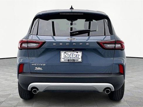 Used 2025 Ford Escape Active w/ Cold Weather Package image 4