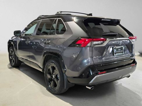 Used 2020 Toyota RAV4 XSE AWD/4WD image 5