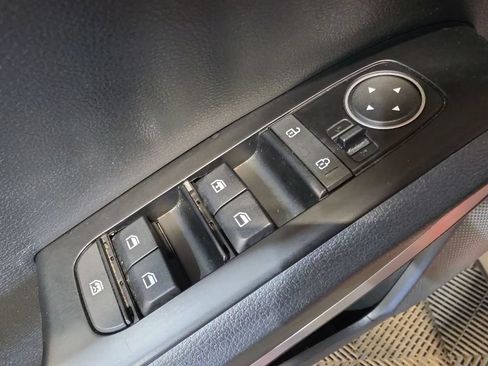 Used 2024 Kia Soul LX w/ Option Group 015 FWD image 15