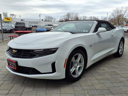 Used 2023 Chevrolet Camaro LT image 8