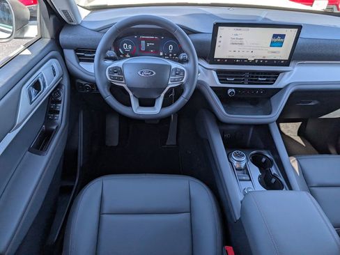 New 2026 Ford Explorer Active w/ Active Comfort Package image 7