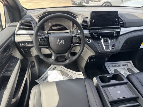 New 2026 Honda Odyssey Sport-L image 11