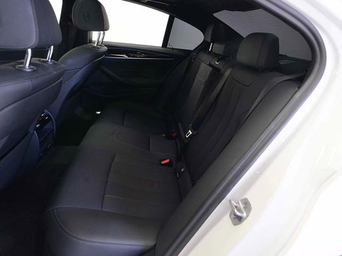 Certified 2023 BMW 530e w/ Convenience Package RWD image 11
