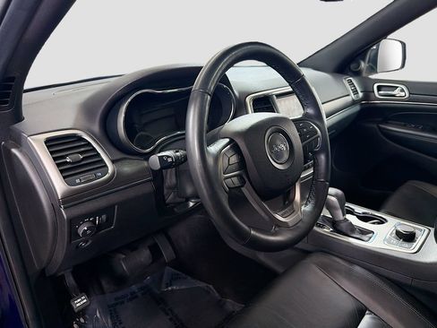 Used 2018 Jeep Grand Cherokee Limited AWD/4WD image 11
