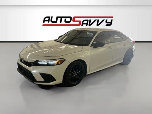 Used 2024 Honda Civic Sport image 3