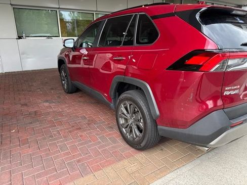 Used 2023 Toyota RAV4 Limited AWD/4WD image 7