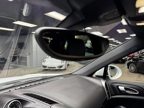 Used 2018 Porsche Cayenne image 26