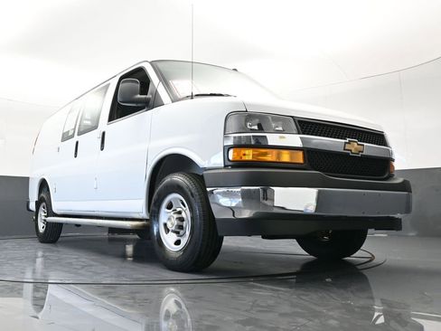 Used 2024 Chevrolet Express 2500 w/ Driver Convenience Package image 55