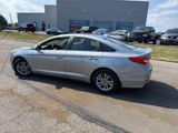 Used 2015 Hyundai Sonata SE image 3