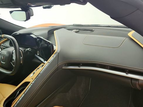 Used 2022 Chevrolet Corvette Stingray Preferred Conv w/ Z51 Performance Package RWD image 26