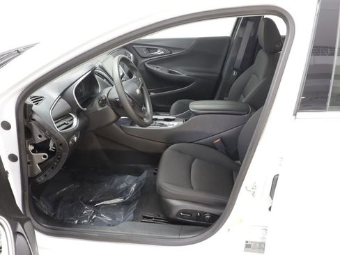 Used 2023 Chevrolet Malibu LT FWD image 6