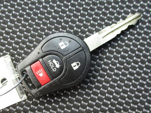 Used 2019 Nissan Versa SV FWD image 28