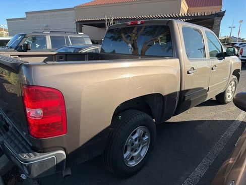 Used 2007 Chevrolet Silverado 1500 LT w/ 1LT Convenience Package image 2