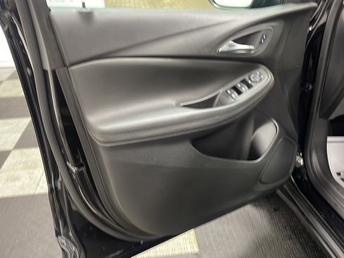 Used 2024 Buick Encore GX Preferred w/ Advanced Technology Package FWD image 12