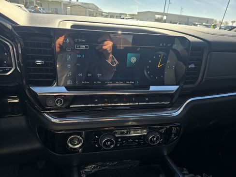 Used 2023 Chevrolet Silverado 1500 RST w/ Protection Package image 15