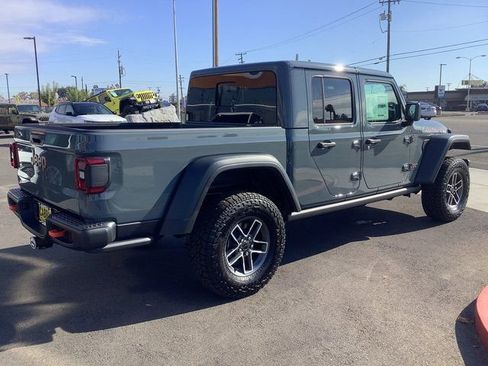 New 2026 Jeep Gladiator Mojave w/ Steel Bumper Group image 33