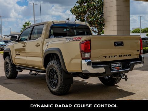 Used 2019 Toyota Tacoma TRD Off-Road image 7