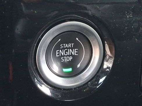 Used 2022 GMC Sierra 1500 Elevation AWD/4WD image 18