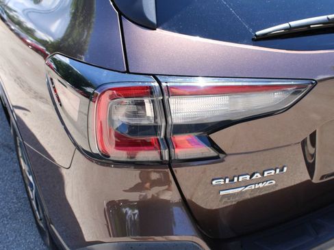 Used 2021 Subaru Outback Touring w/ Popular Package #2 AWD/4WD image 10