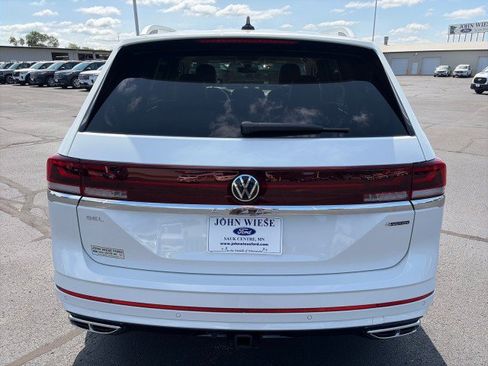 Used 2025 Volkswagen Atlas SEL Premium R-Line AWD/4WD image 4