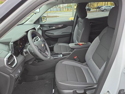 New 2026 Chevrolet TrailBlazer LS image 19